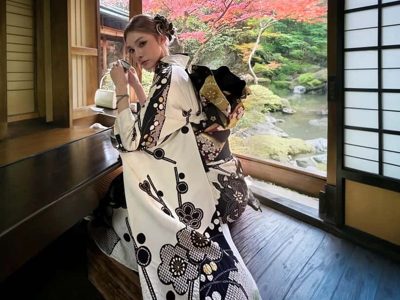 Kyoto Gion Kiyomizudera Kimono Yukata Hairstyle | Photoshoot - Value Check: Is $21 Worth It for Kyoto?