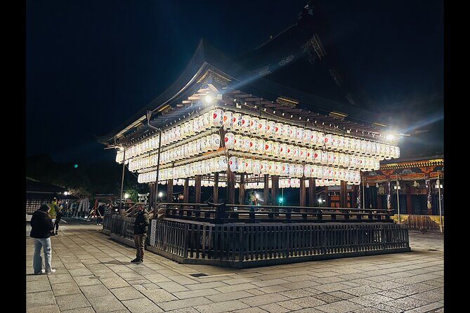Kyoto: Gion Magical Night Walking Tour - Where you meet, how the small group works, and why it matters