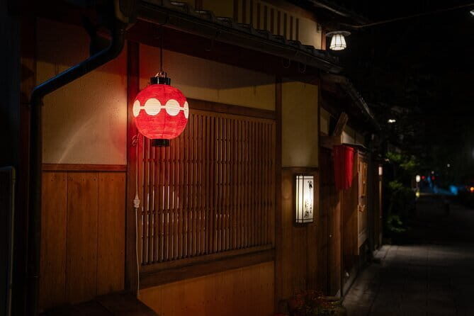 Kyoto: Gion & Pontocho Food Tour with 13 Dishes - Entering Kyoto’s Night Food Scene: Why Gion and Pontocho Works