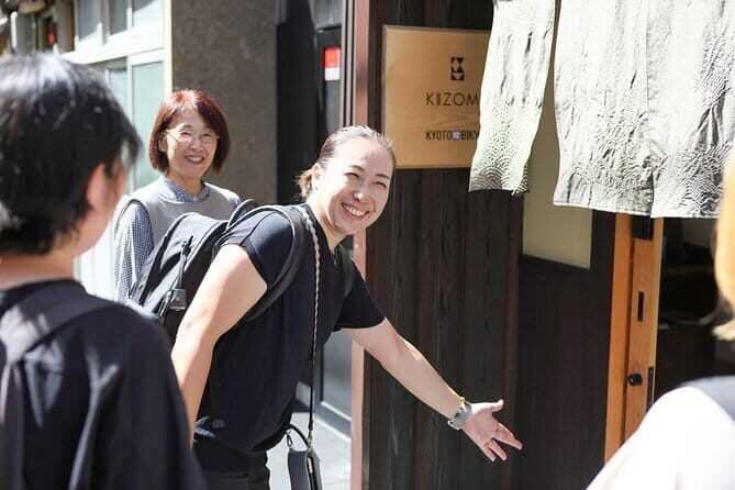 Kyoto: Gion & Pontocho Food Tour with 13 Dishes - Pontocho at Dusk: A Different Mood and Another Hidden Spot