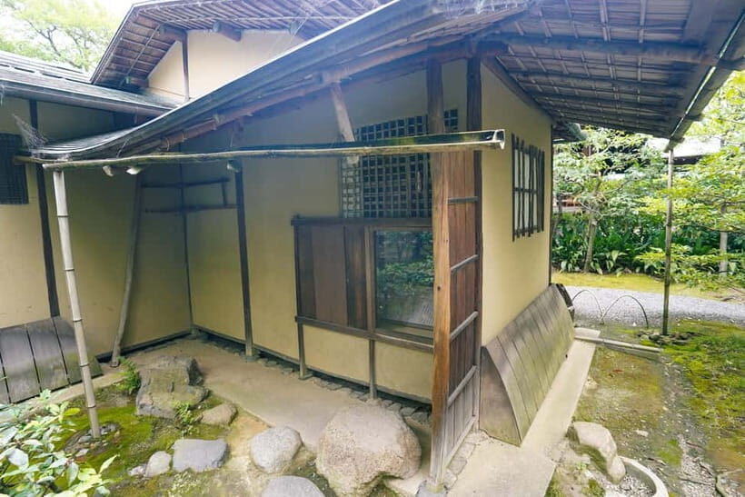 Kyoto Gion Tea ceremony & Wabi-sabi Walking Tour - Weather, walking, and comfort: Kyoto can be extreme