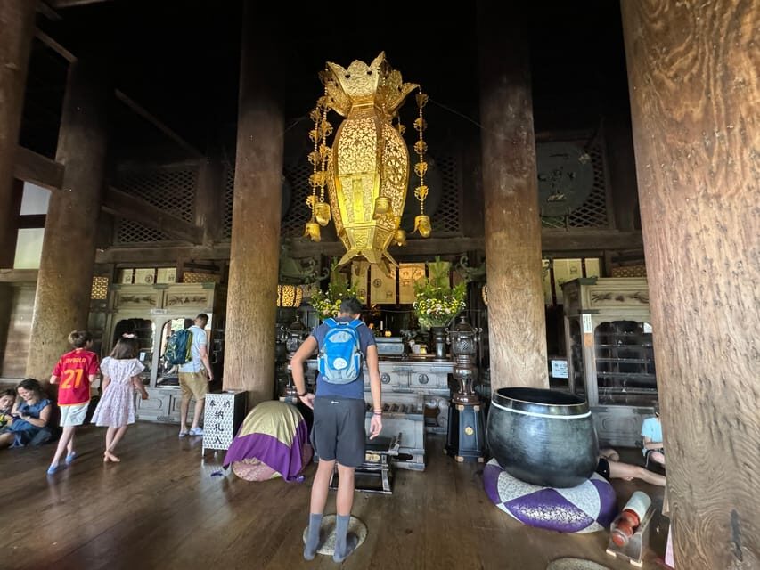 Kyoto: Guided Tour in UNESCO Site, Kiyomizu-dera - 90 Min. - Inside the main complex: 80 minutes that actually explain what you see