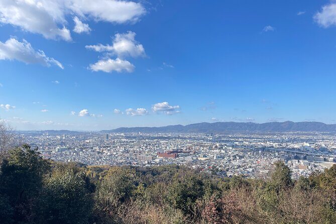 Kyoto Guided Walking Tour: Secret Zen Garden and Fushimi Inari - Kumataka Shrine: quiet energy away from the main torii flow