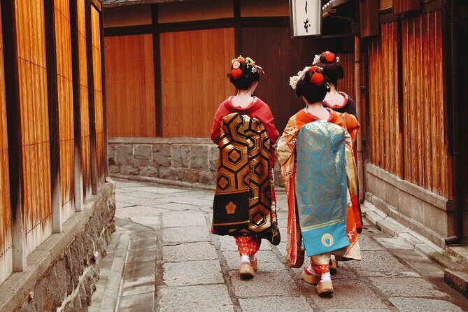 Kyoto Higashiyama Walking Private Tour - A private Higashiyama walk that stays human-sized