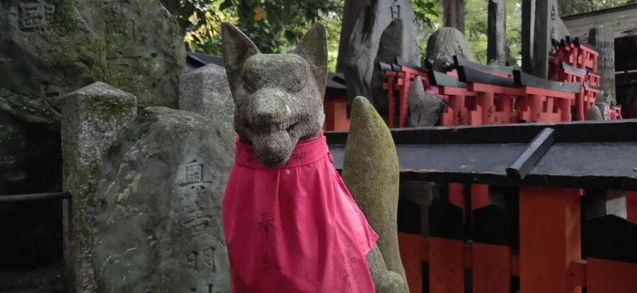 Kyoto: Historic Higashiyama Walking Tour - Gion transfer: the stories behind the evening-entertainment district