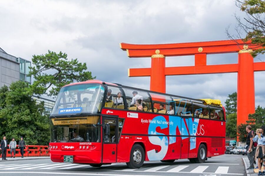 Kyoto: Hop-on Hop-off Sightseeing Bus Ticket - Kitano-tenmangu and Kamishichiken: a calmer Kyoto lane