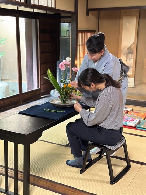 Kyoto: Ikebana (Japanese Flower Arrangement) - The Ikebana Backstory: Why 1462 Still Shapes What You Make
