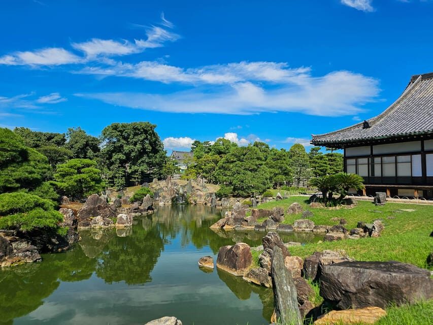 Kyoto: Imperial Palace & Nijo Castle Guided Walking Tour - What to bring (and how not to lose time)
