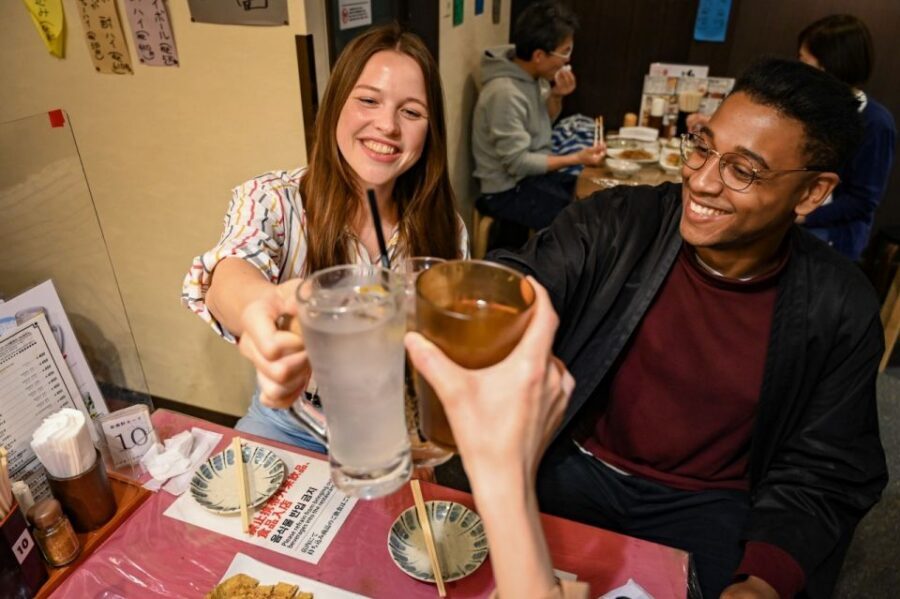 Kyoto: Izakaya Food Tour with Local Guide - Stop Type 2: Beer and Sake, With a Host to Read the Room