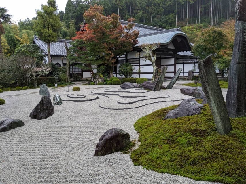Kyoto: Japanese Gardens Private Customizable Tour - Honen-in, Nanzenji, and Tofuku-ji: where garden symbolism feels less rushed
