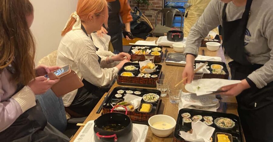 Kyoto: Japanese Washoku Bento Small Group Cooking Class - Your four-dish bento box: sushi rolls, tempura, tofu salad, rolled omelette