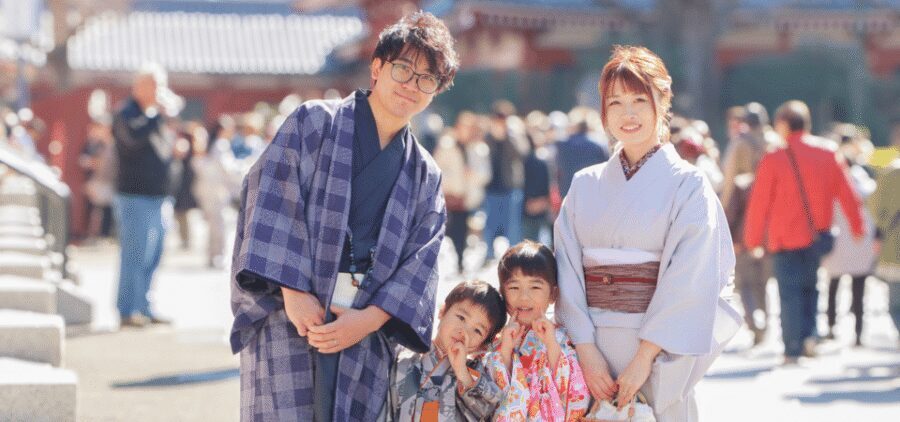 Kyoto: Kimono Rental in Gion Provided by RikaWafuku - Step 5: Hair set for women, but not for men