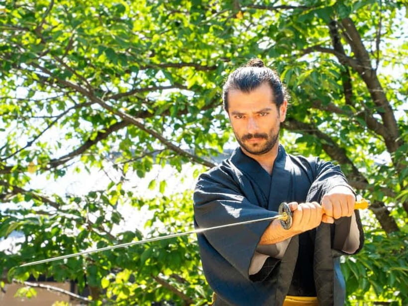 Kyoto Kimono Rental mimosa Samurai Plan｜Feel the History - Getting Dressed: What’s Included and How Fit Affects Your Day