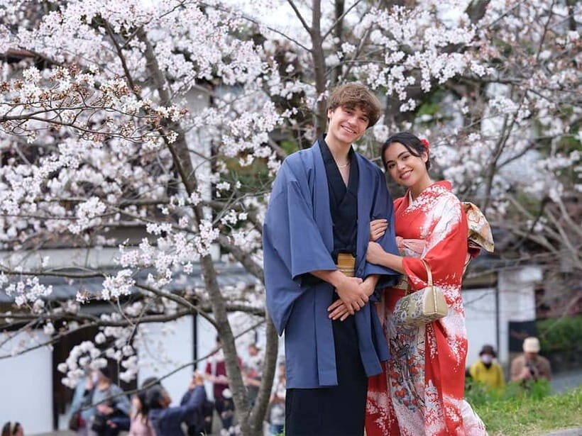 Kyoto Kimono Rental mimosa ｜Kimono/Yukata Rental Couple Plan - Price and value: 7,000 yen for two people