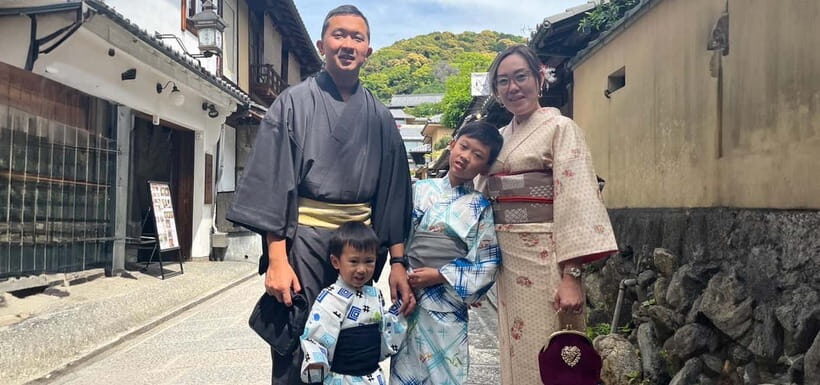Kyoto Kimono Rental mimosa｜Kimono/Yukata Rental Family Plan - Dressing Day Comfort: What You Can Expect From the Staff