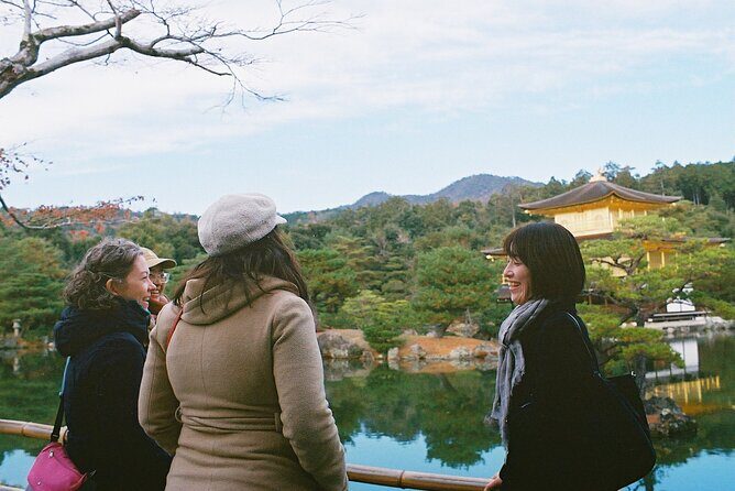 Kyoto: Kinkaku-ji Temple & Serene Garden Guided Tour with Tickets - Inside the Sutra Hall: the rotating sutra shelf ritual