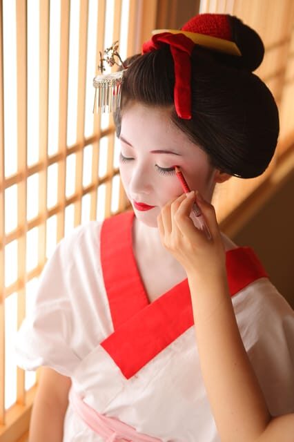 Kyoto kiyomizu Temple : Maiko and Samurai Couple Photoshoot - Getting to the Meeting Point Around Kiyomizu