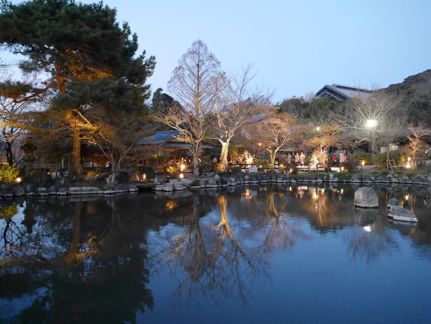 Kyoto: Kiyomizudera, Higashiyama and Yasaka Discovery Tour - Kōdaiji Temple: Hideyoshi’s Wife, Zen Gardens, and Inside-The-Room Details