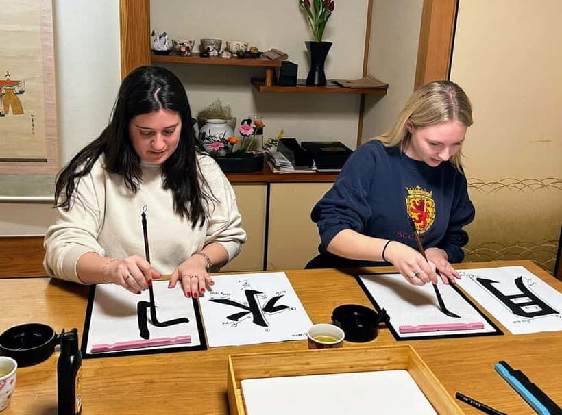 Kyoto: Local Home Visit and Japanese Calligraphy Class - The Local Home Visit: Conversation and a Real Kyoto Setting