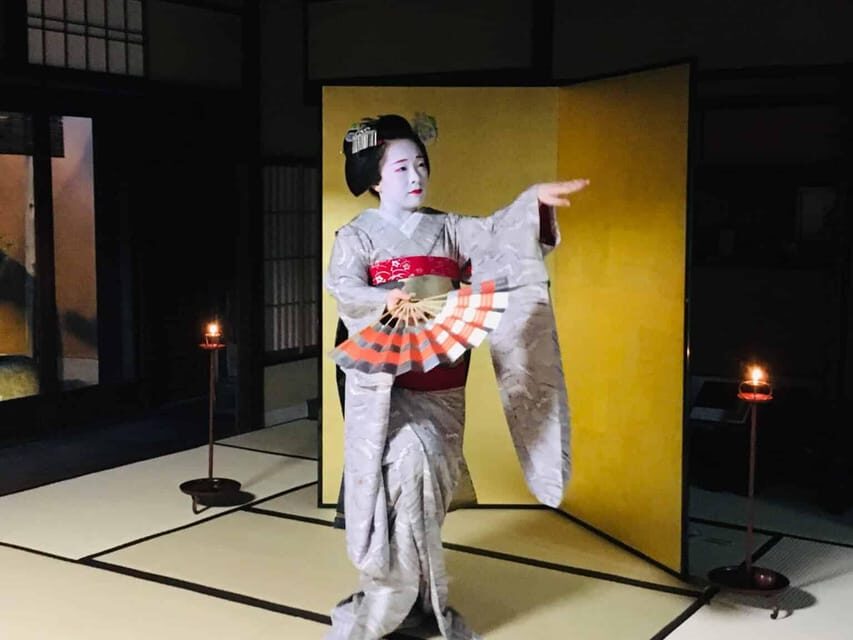 Kyoto: Maiko Happy Hour at a Historic Machiya - A 140-year-old Kyoto machiya sets the tone fast