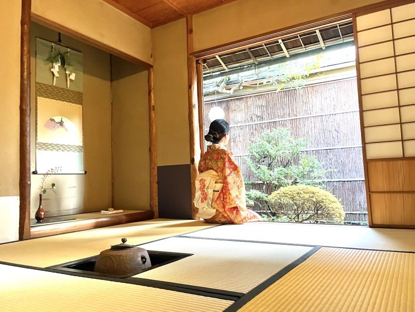 Kyoto: Maiko Happy Hour at a Historic Machiya - The maiko-led tea ceremony: matcha, sweets, and quiet etiquette