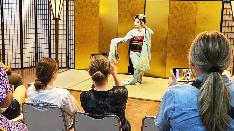 Kyoto: Meet-and-Greet, Maiko Show and Experience - Making the most of the Q&A (and your photo time)