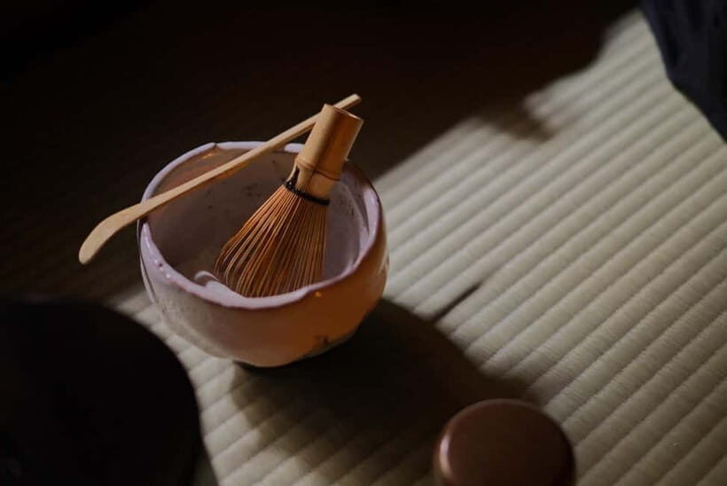 Kyoto: Mindful Tea Ceremony in 100-Year-Old Teahouse - Entering the Teahouse: Candlelight, Quiet, and the Rules That Matter