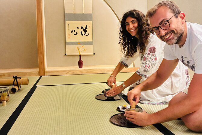 Kyoto Newly Opened Tea Ceremony - Sanjo Chasuian - Your 60 Minutes: From Nijiriguchi to Whisking Two Bowls