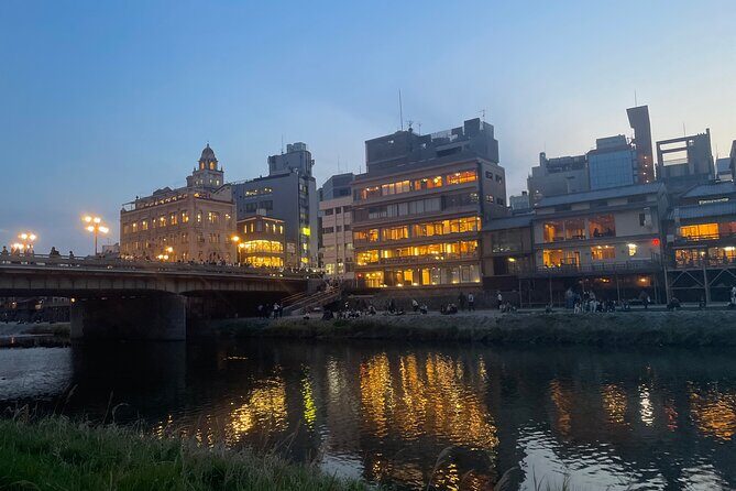 Kyoto Night Food & Izakaya Hopping Tour in Pontocho - Meet at Minamiza Theater, then get your Kyoto bearings at Shijo Bridge