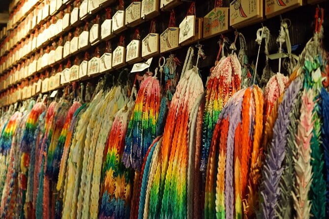 Kyoto Night Walking Guided Tour at Fushimi Inari Shrine - Why 7:00 pm Beats Daytime at Fushimi Inari