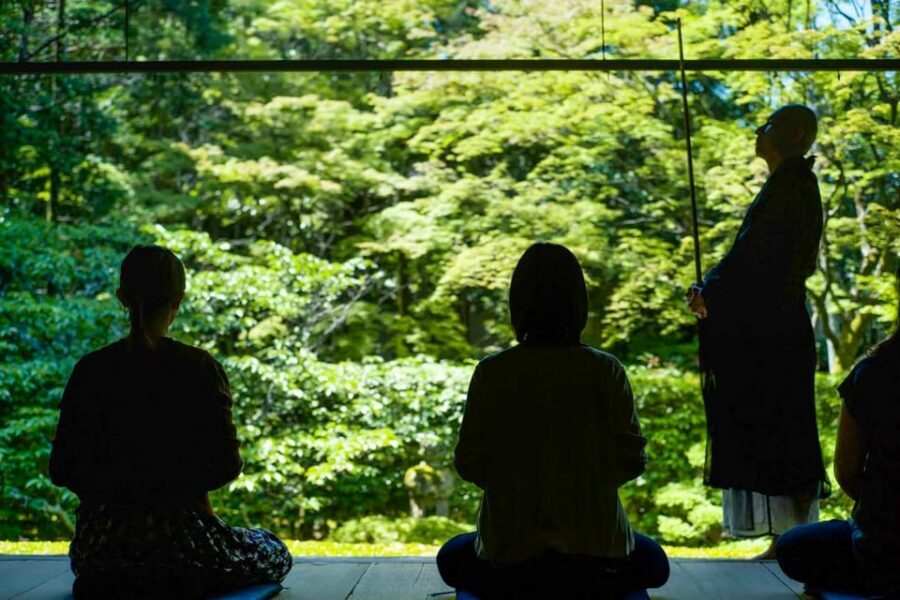 Kyoto: Nighttime Zen Meditation and Matcha Tea Experience - The four illuminated gardens: what to look for as you walk