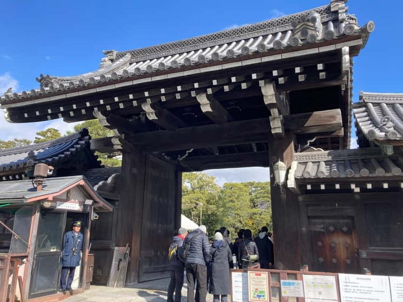 Kyoto: Nijo Castle and Kyoto Imperial Palace Guided Tour - Meeting at Nakadachiuri Gate: start clean, stress less