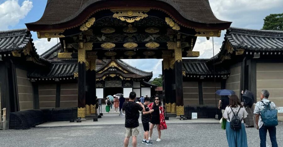 Kyoto: Nijo Castle & Gardens 2-Hour Guided Tour - Meeting at Higashi-Ohtemon: Finding Your Guide Fast