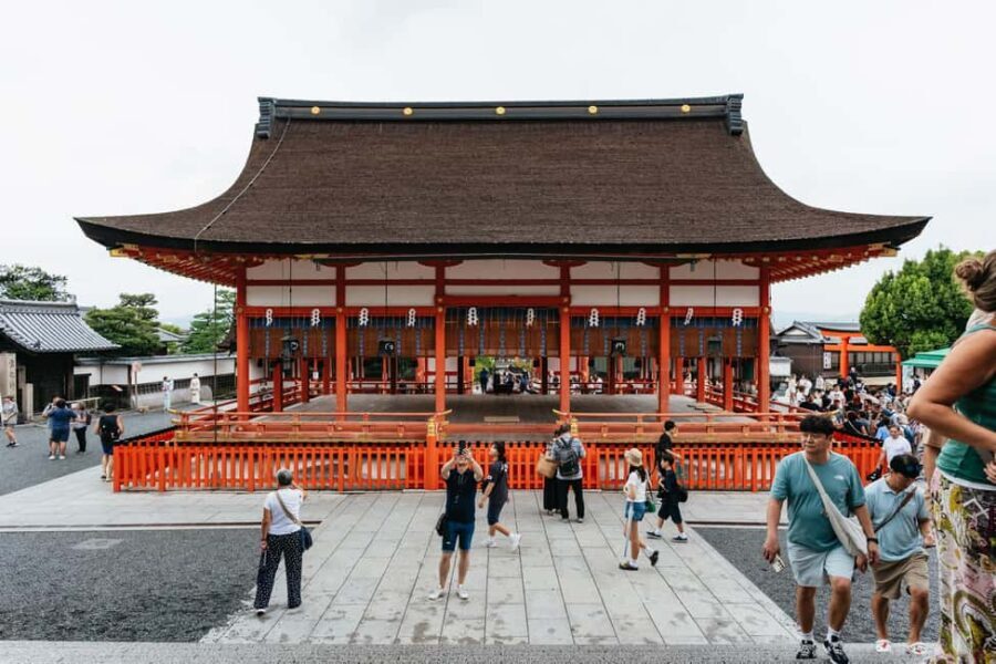 Kyoto: Nijo Castle, Kiyomizu & Fushimi Inari Guided Tour - Kiyomizu-dera: stage views plus time to snack and wander