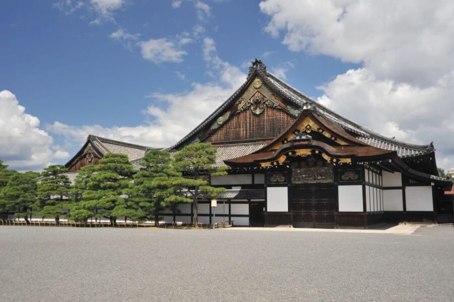 Kyoto: Nijo-jo Castle and Ninomaru Palace Guided Tour - Final call: should you book this Nijo-jo and Ninomaru Palace guided tour?