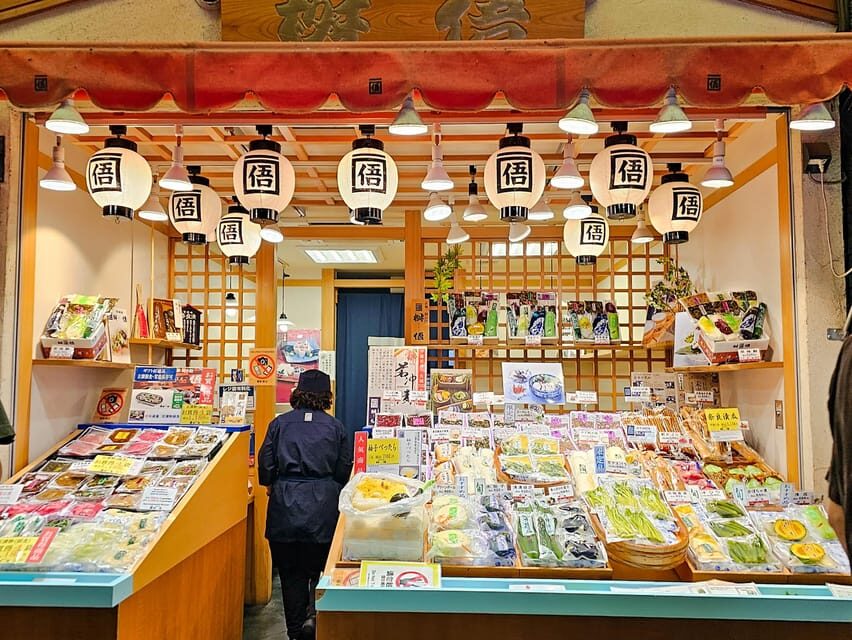Kyoto: Nishiki Market and Depachika Food Tour with a Local - Price and value: is $42 fair for Kyoto food?