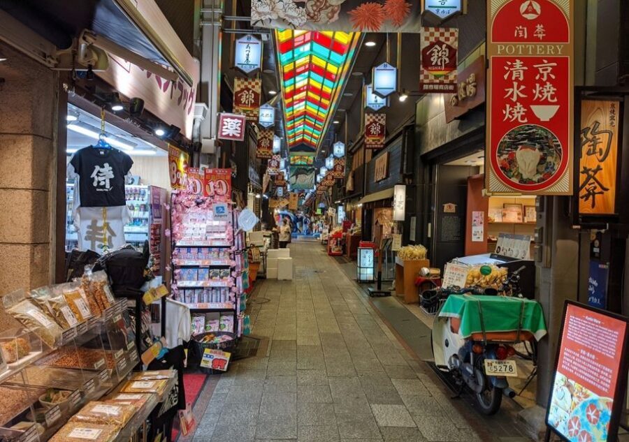 Kyoto: Nishiki Market Food Tour - How the 3-hour pacing works (and why it matters)