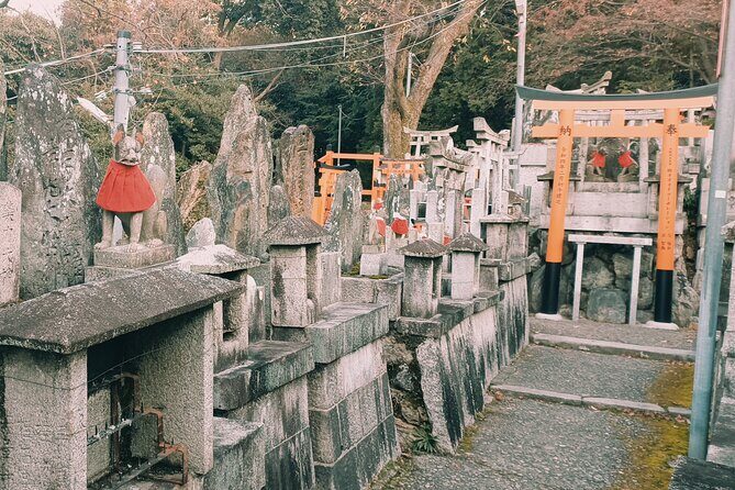 Kyoto Off The Beaten Path: Hidden Zen Garden & Magical Shrine - Sanjusangendo Temple: 1,001 statues and garden calm (plus entrance fee)
