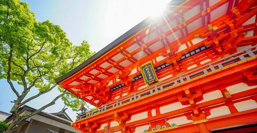 Kyoto/Osaka: Kobe & Himeji Journey Through Culture & History - Kobe Harborland: Harbor Views and Easy People-Watching