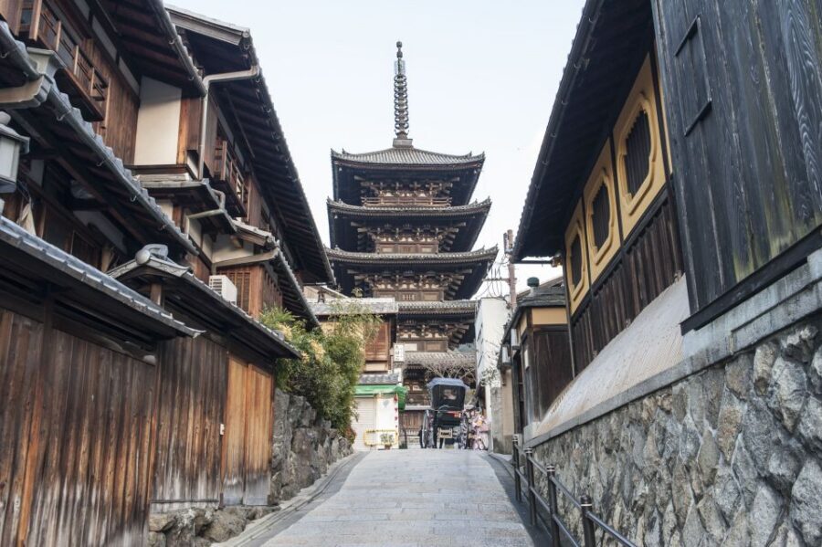 Kyoto: Personalized Guided Private Tour - Food and tea without derailing your schedule