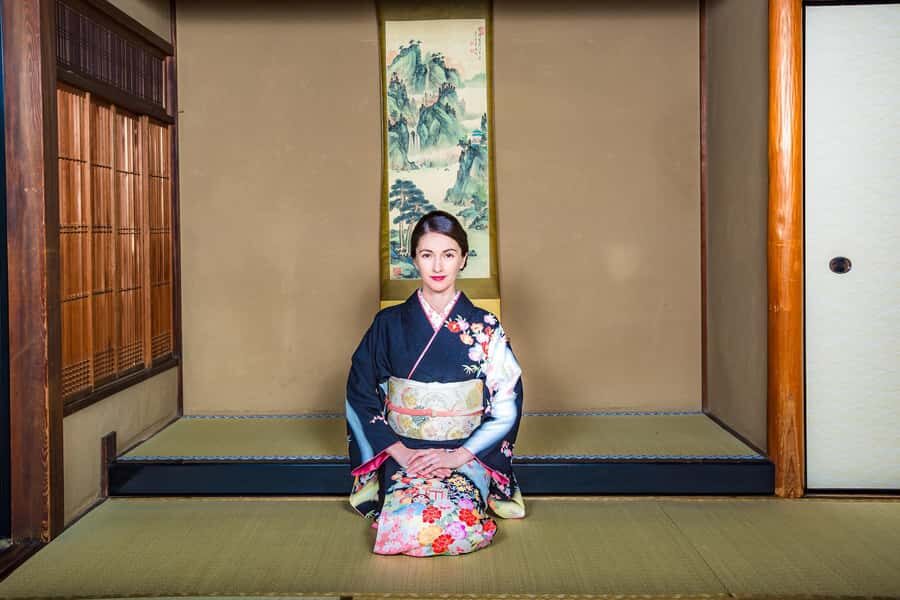 Kyoto: Premium Kimono Rental for 1 day to stroll around - Storage, luggage, and what to do with your things