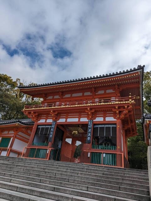 Kyoto: Private 2.5 Hour Historical Walking Tour - Kiyomizu-dera: Kannon worship, the nail-less stage, and pure water