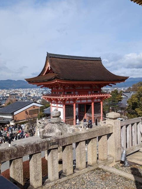 Kyoto: Private 2.5 Hour Historical Walking Tour - Price and value: $80 per group, up to 5 people