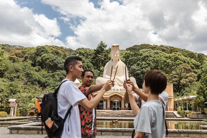 Kyoto Private 7-Hour Hidden Gems Tour with a Local – Unscripted - Public garden breathing room: benches, ponds, and cherry blossom season