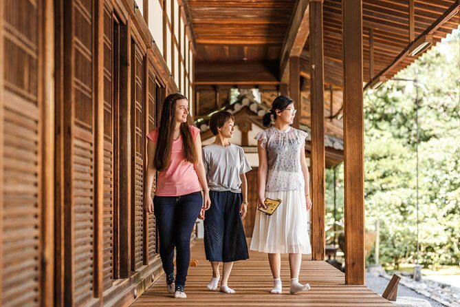 Kyoto Private 7-Hour Hidden Gems Tour with a Local – Unscripted - Cobblestone alley in central Kyoto: old inns and quiet corners