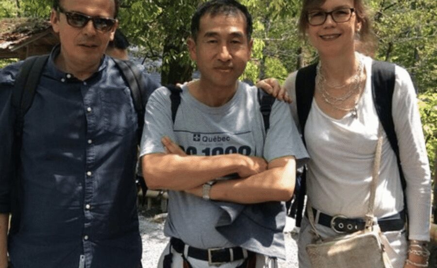 Kyoto : Private Custom Walking Tour With A Local Guide - Walking, Public Transport, and Staying Comfortable
