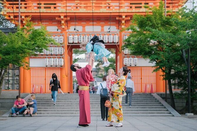 Kyoto Private Photoshoot Experience with a Professional Photographer - Who should book this Kyoto private photoshoot?