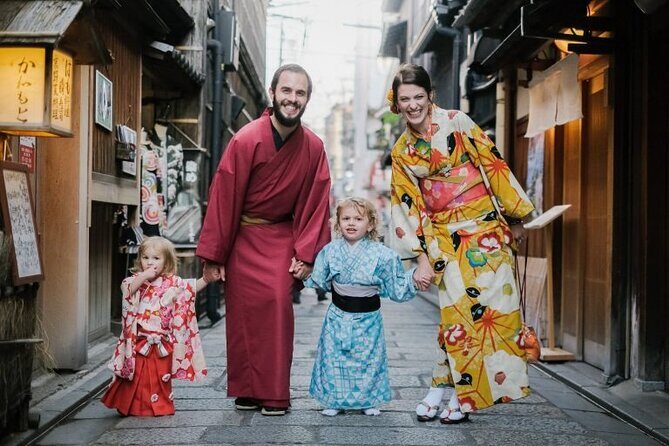 Kyoto Private Photoshoot Experience with a Professional Photographer - Price and value: $289.39 for a group of up to 10