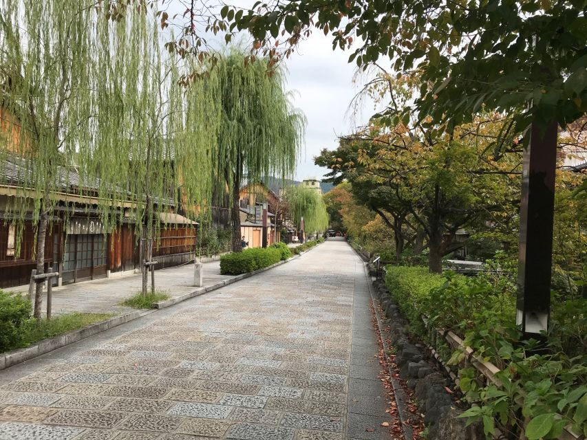 Kyoto: Private Walking Tour with Kiyomizu Temple & Gion - A Private Day That Flows From Temples to Food Lanes