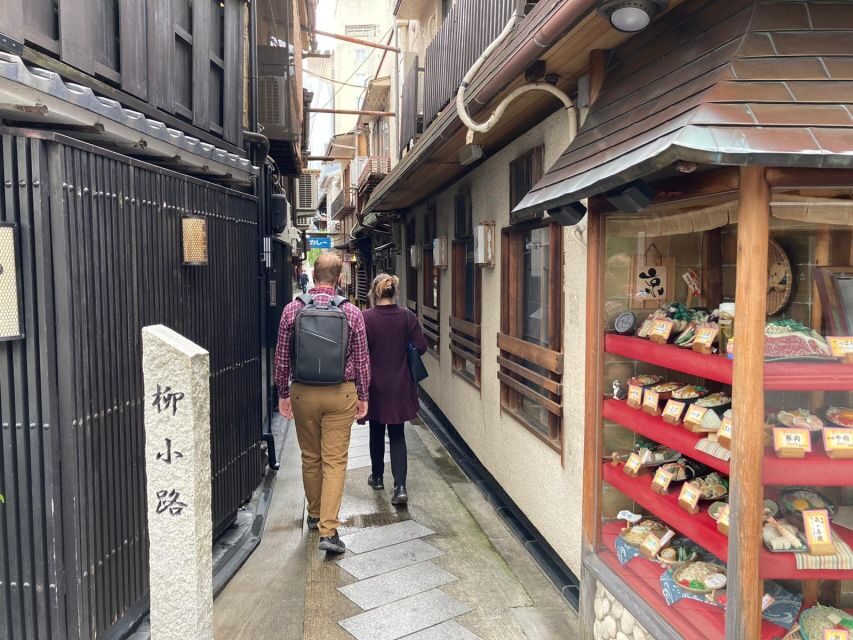 Kyoto: Private Walking Tour with Kiyomizu Temple & Gion - Gion at Human Speed: Minamiza, Hanamikoji, and Backstreets